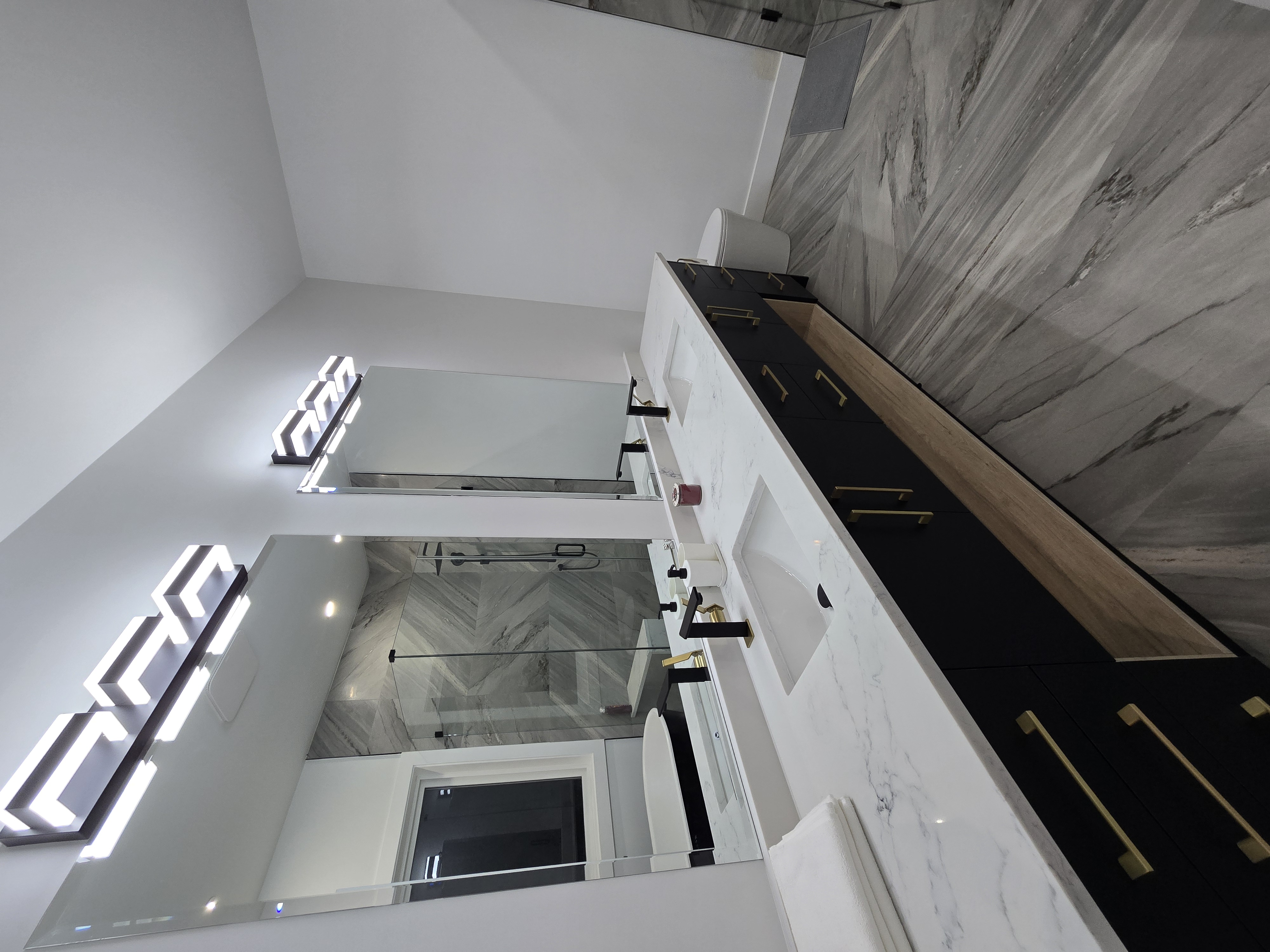 Modern Surrey family home new build